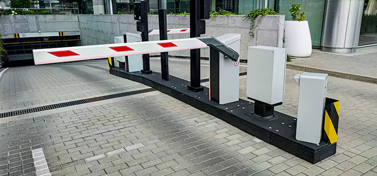 Custom Gate Design & Integration Bryant